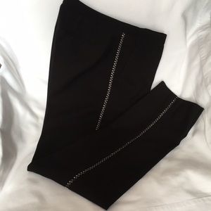 T Tahari amber cropped black pants